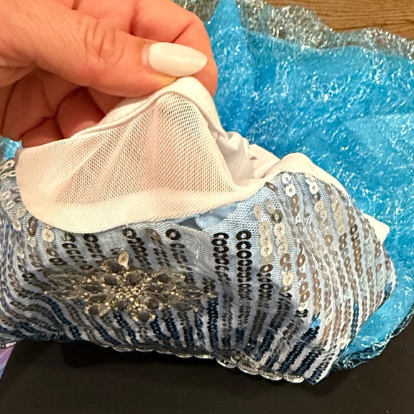 Elsa Princess Halloween costume Sparkling Blue Princess Costume for Kids - Picture 15 of 15